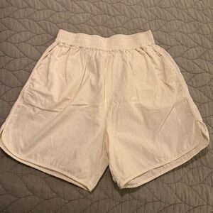 NWOT Tradlands Glenn Long Short